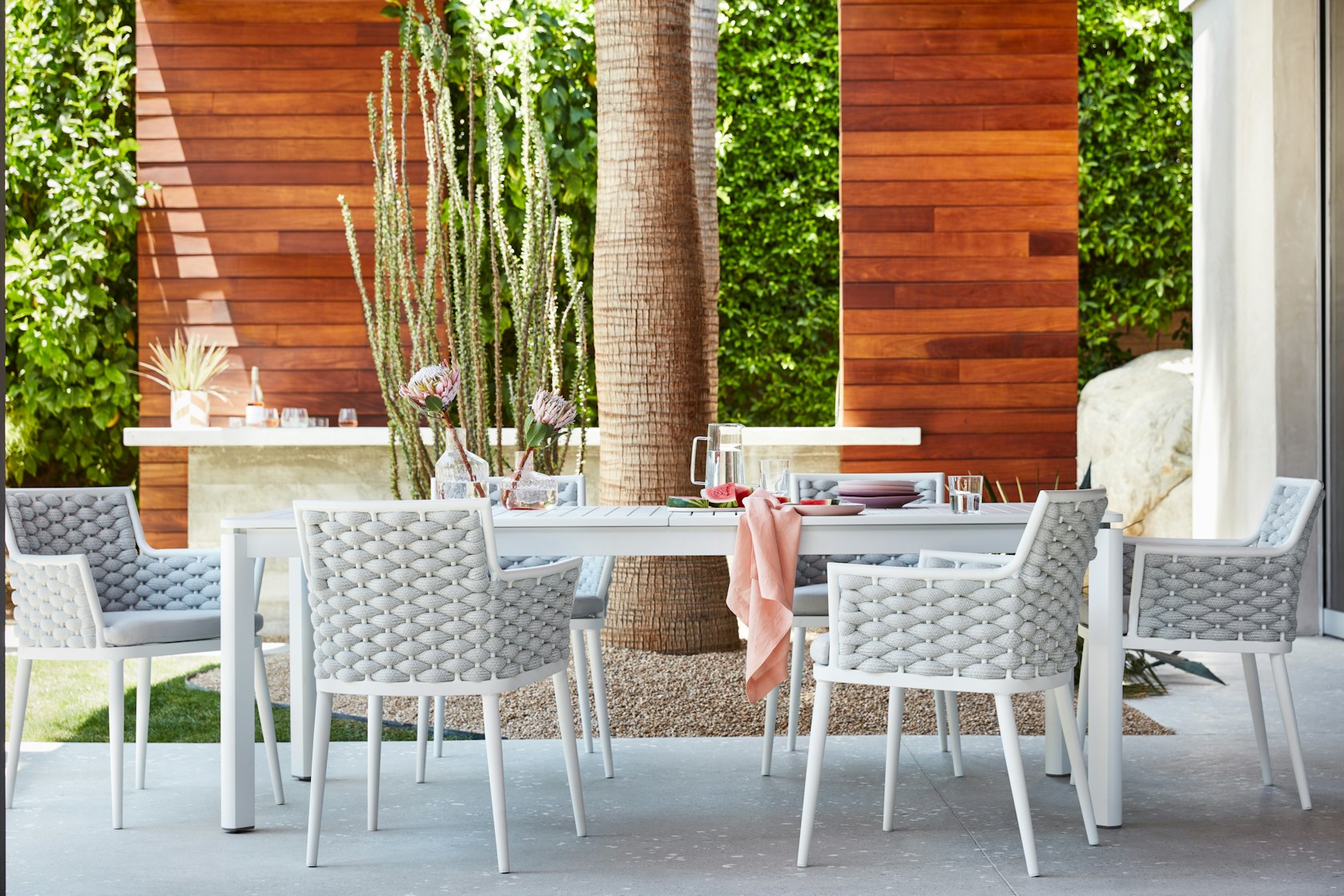 Grover Outdoor Expandable Dining Table | Joybird